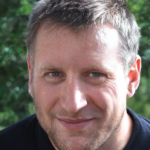 Álvaro Morales, Valencia, España